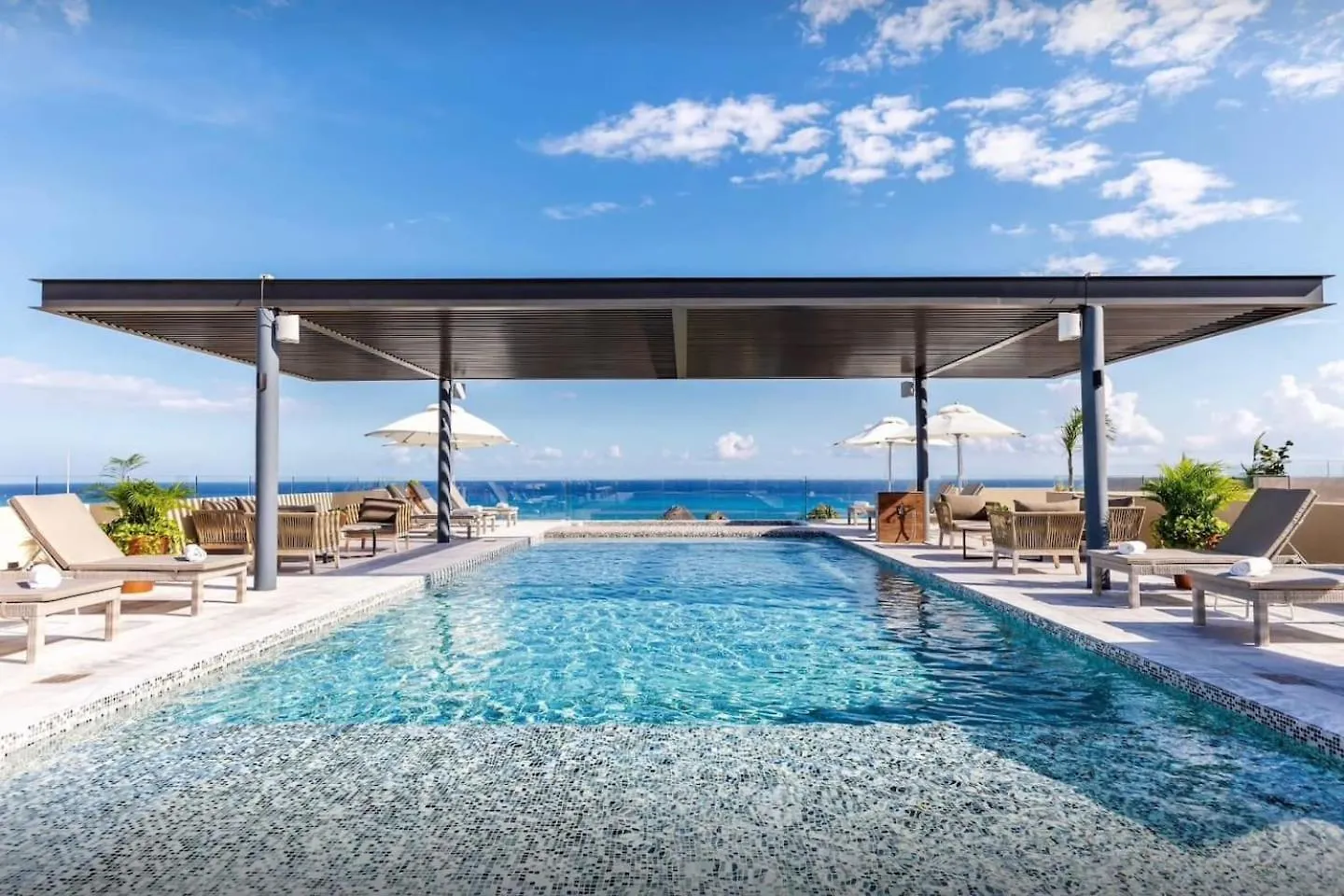 1Br 1Ba In Singular Joy, Best Location In Town Playa del Carmen