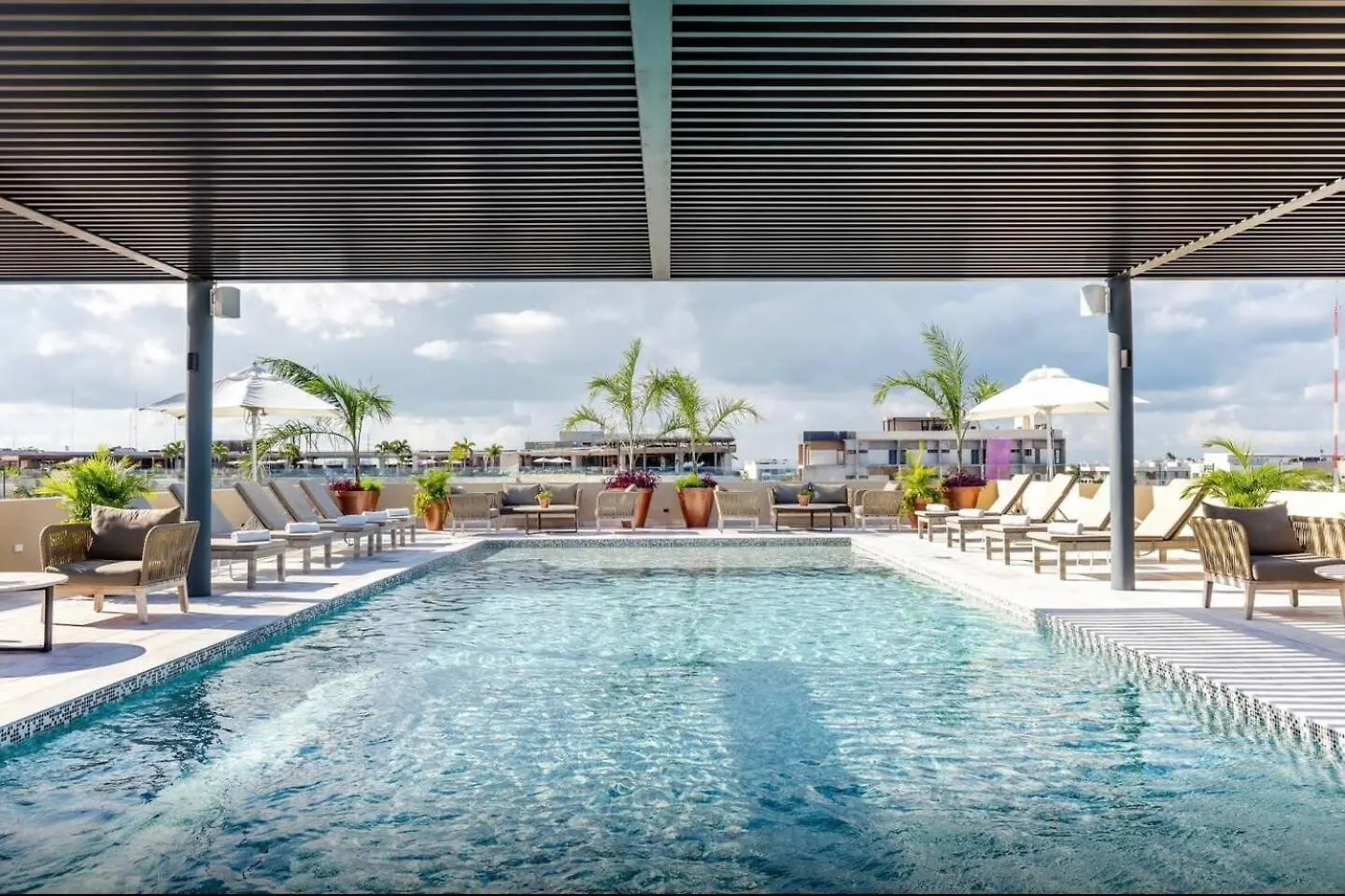 1Br 1Ba In Singular Joy, Best Location In Town Playa del Carmen Mexico